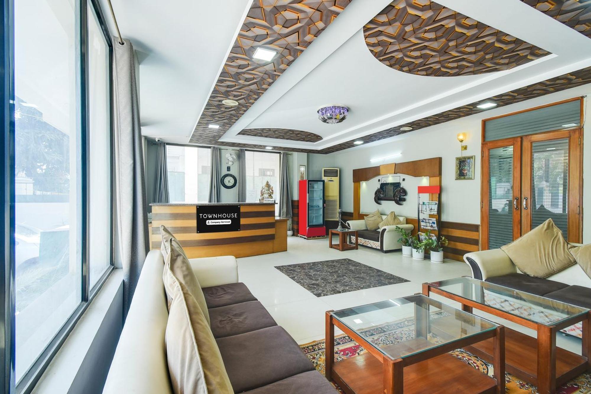 Townhouse Malviya Nagar Near Airport Formerly Royal Residency Hotel 3*