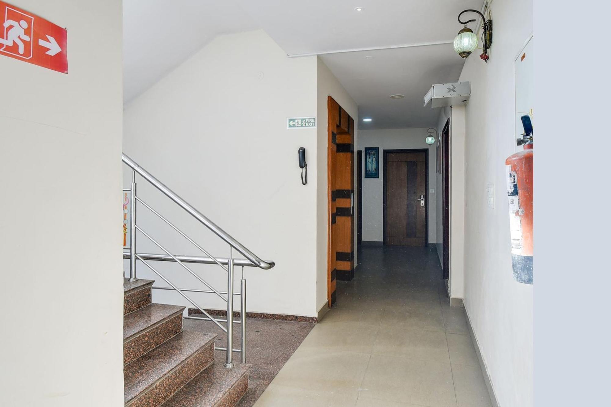 Townhouse Malviya Nagar Near Airport Formerly Royal Residency 3* Jaipur