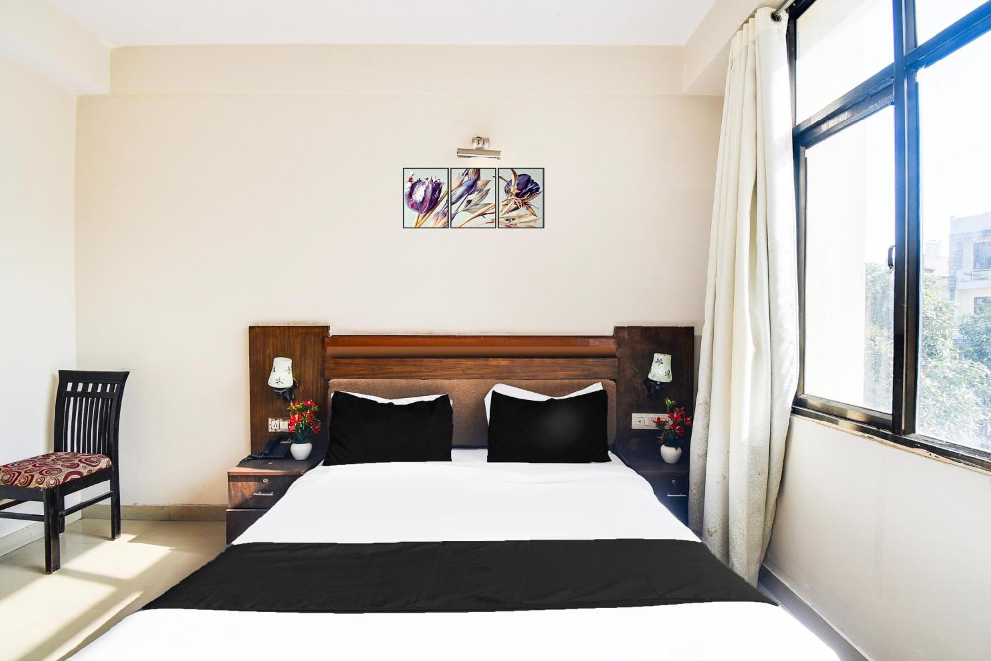 Hotel Townhouse Malviya Nagar Near Airport Formerly Royal Residency 3*