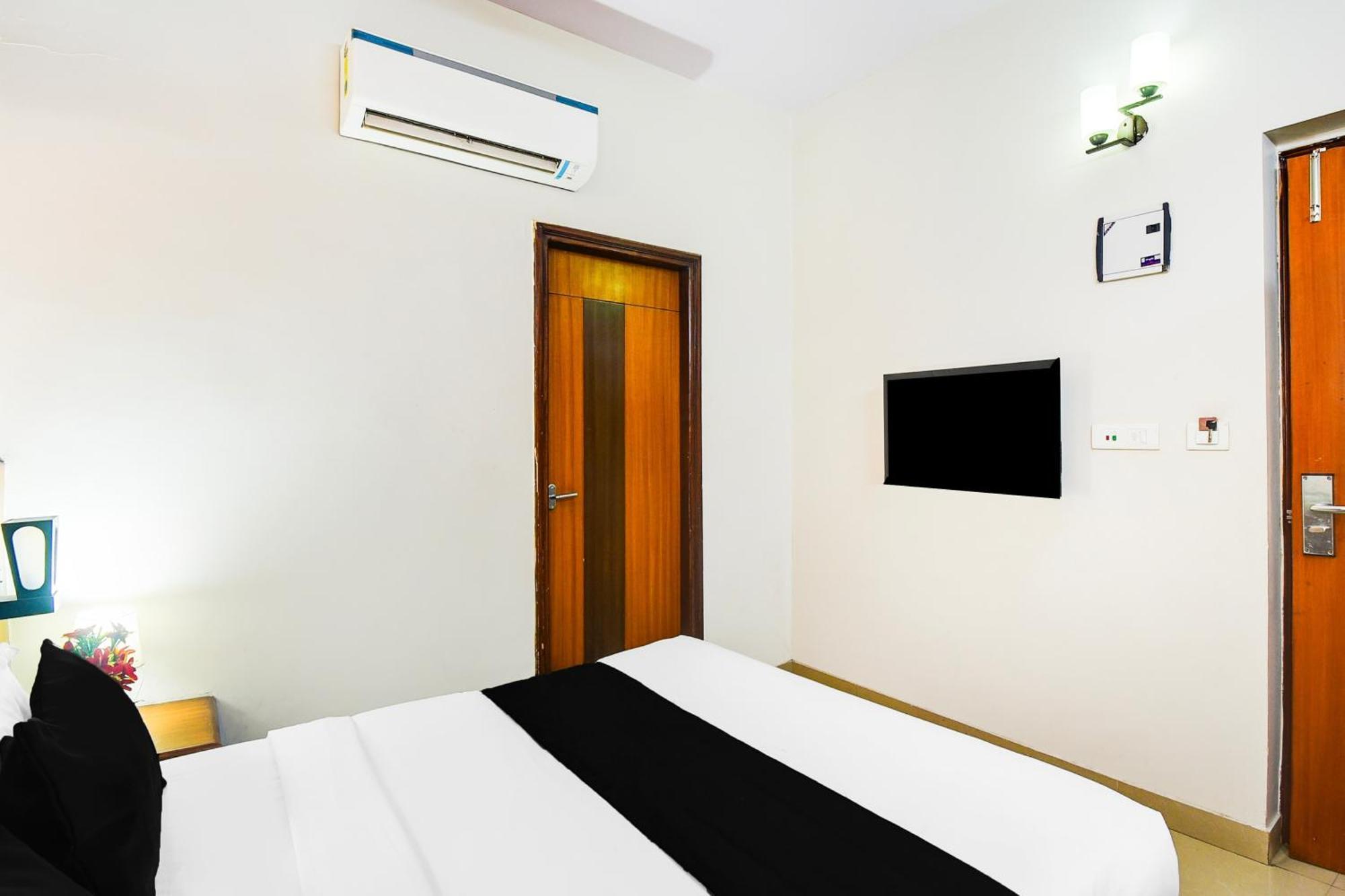 Townhouse Malviya Nagar Near Airport Formerly Royal Residency